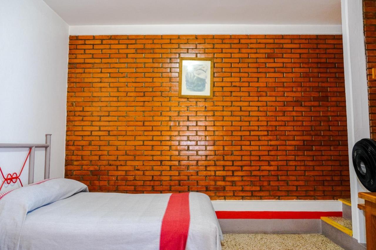 Hotel Posada El Cid Oaxaca Экстерьер фото