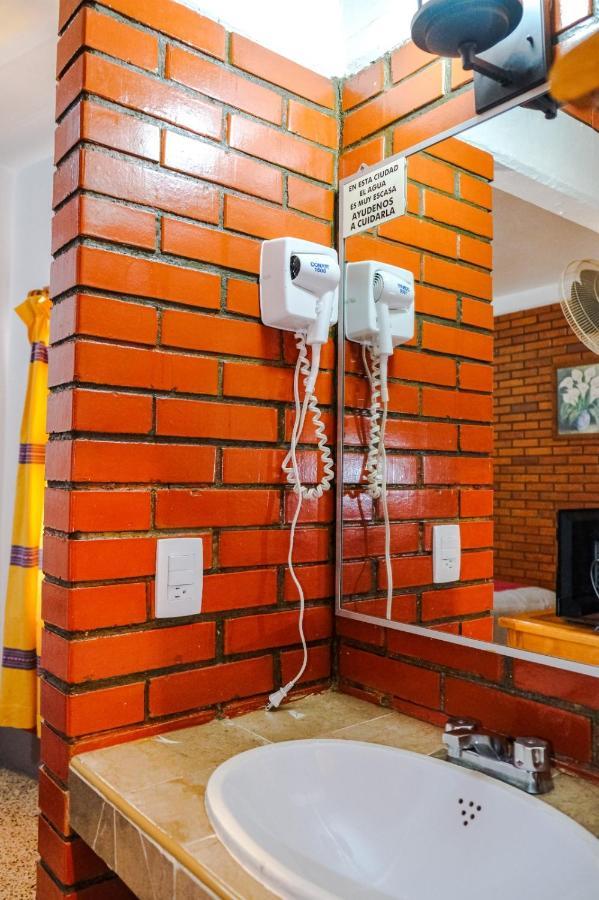 Hotel Posada El Cid Oaxaca Экстерьер фото