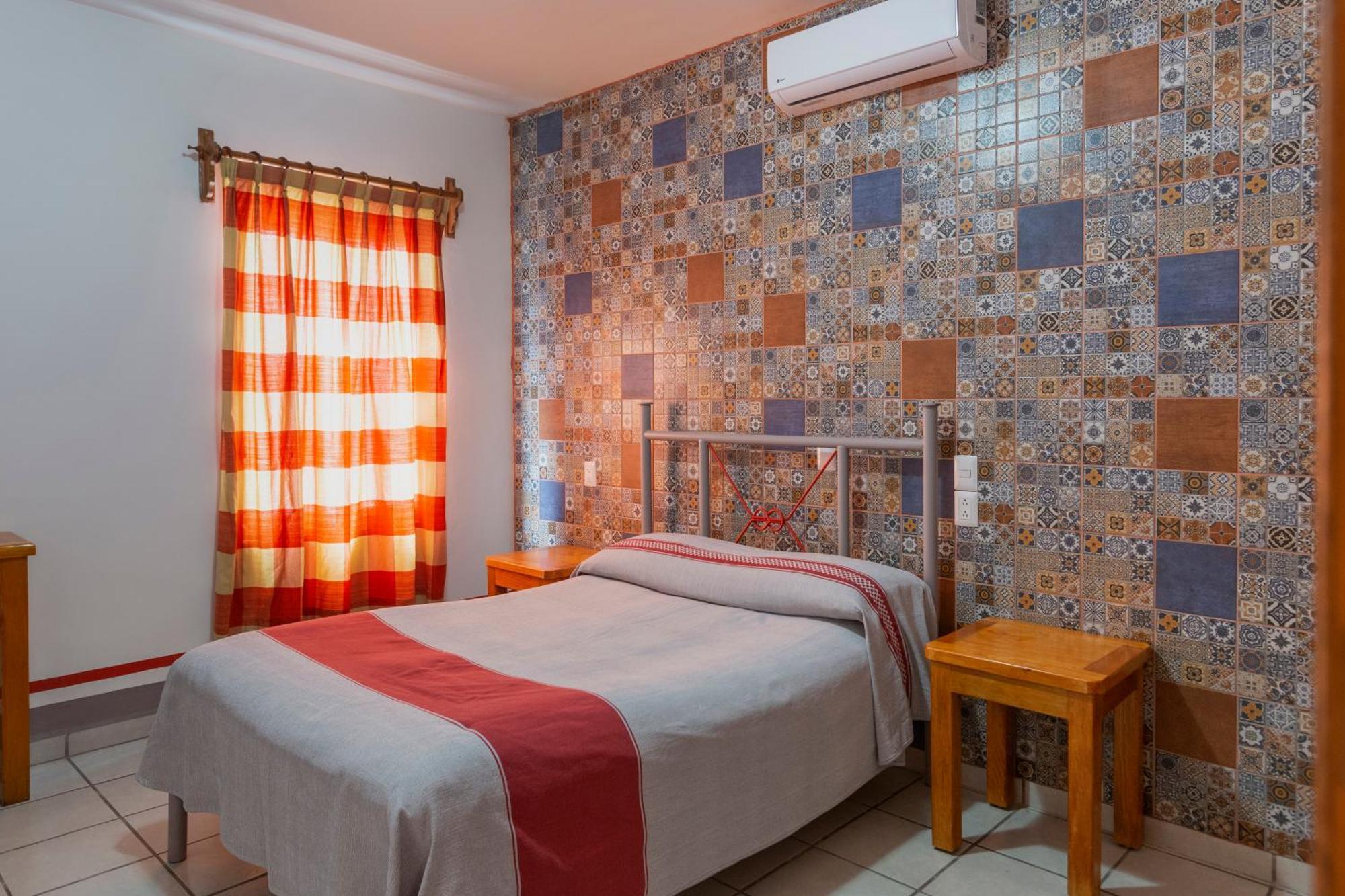 Hotel Posada El Cid Oaxaca Экстерьер фото