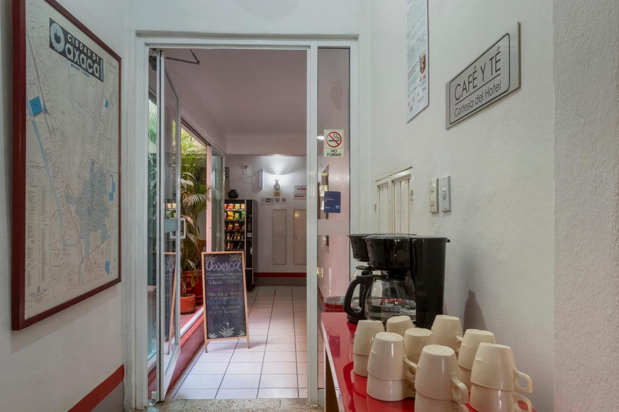 Hotel Posada El Cid Oaxaca Экстерьер фото