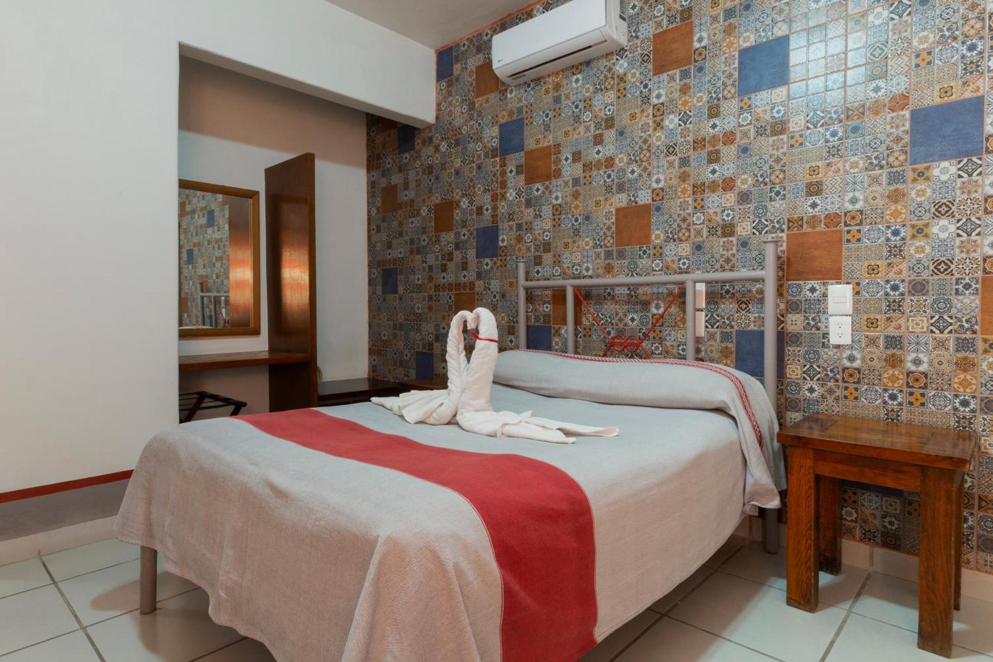 Hotel Posada El Cid Oaxaca Экстерьер фото